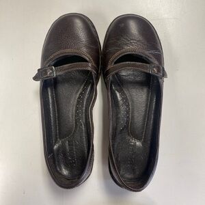 Born Brown Leather Mary Jane Shoes